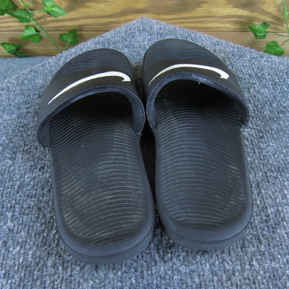 Nike Slide‎  Boys Y 4 M Sandal Black Synthetic Skuo